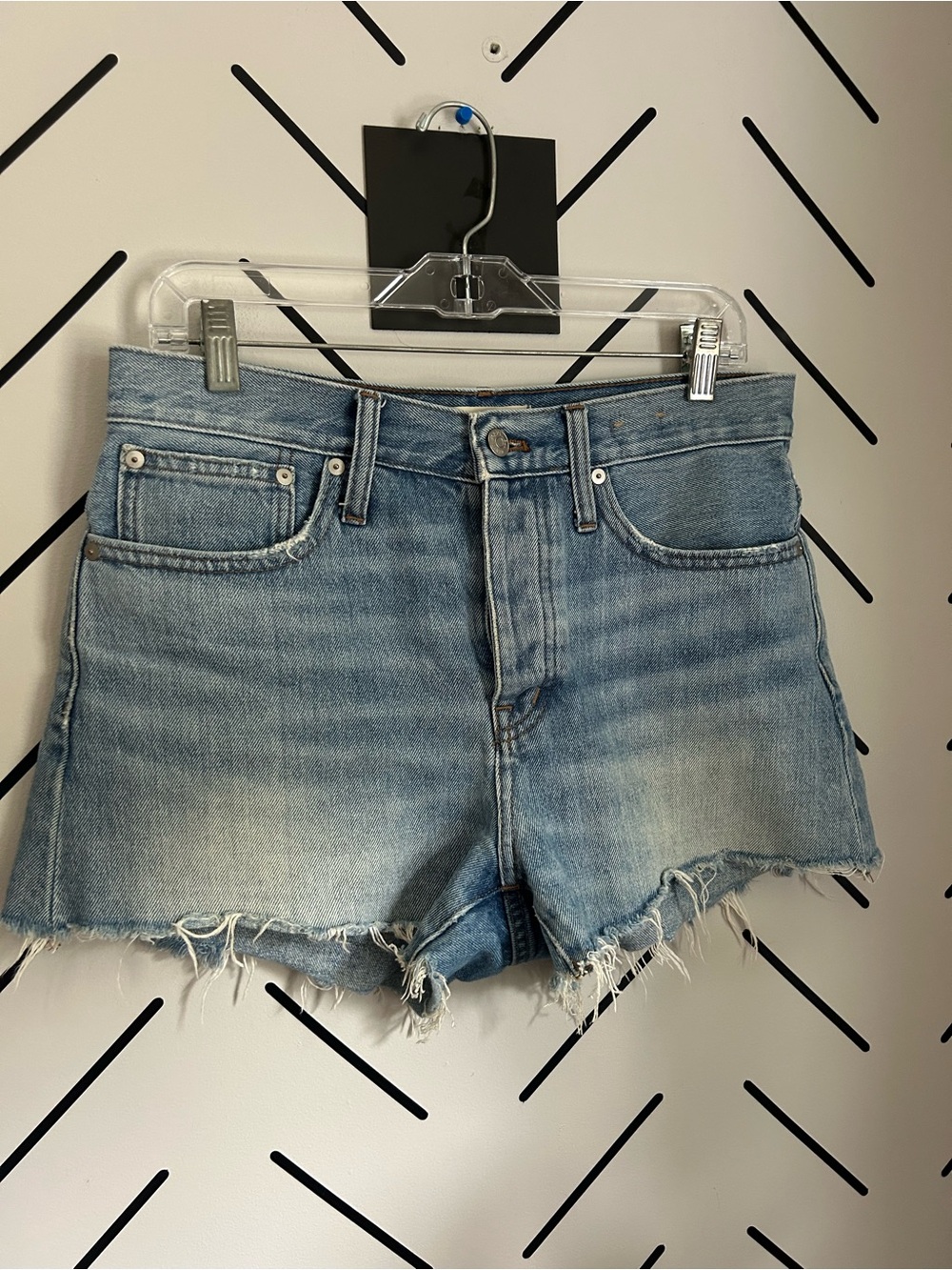 Madewell relaxed denim shorts medium wash 2.5”
